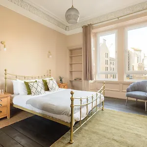 Spacious 2br Leith Apartamento